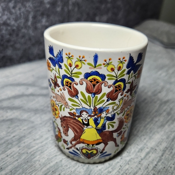 Vintage Folk Art Mug/Cup Dutch/Danish/Scandinavian/Cottage Core Made In Japan - Picture 1 of 4